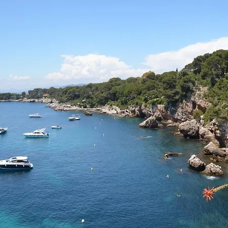 Grand 2 Pieces Renove Climatise, Vieil Antibes, Proche Port Apartment Exterior photo